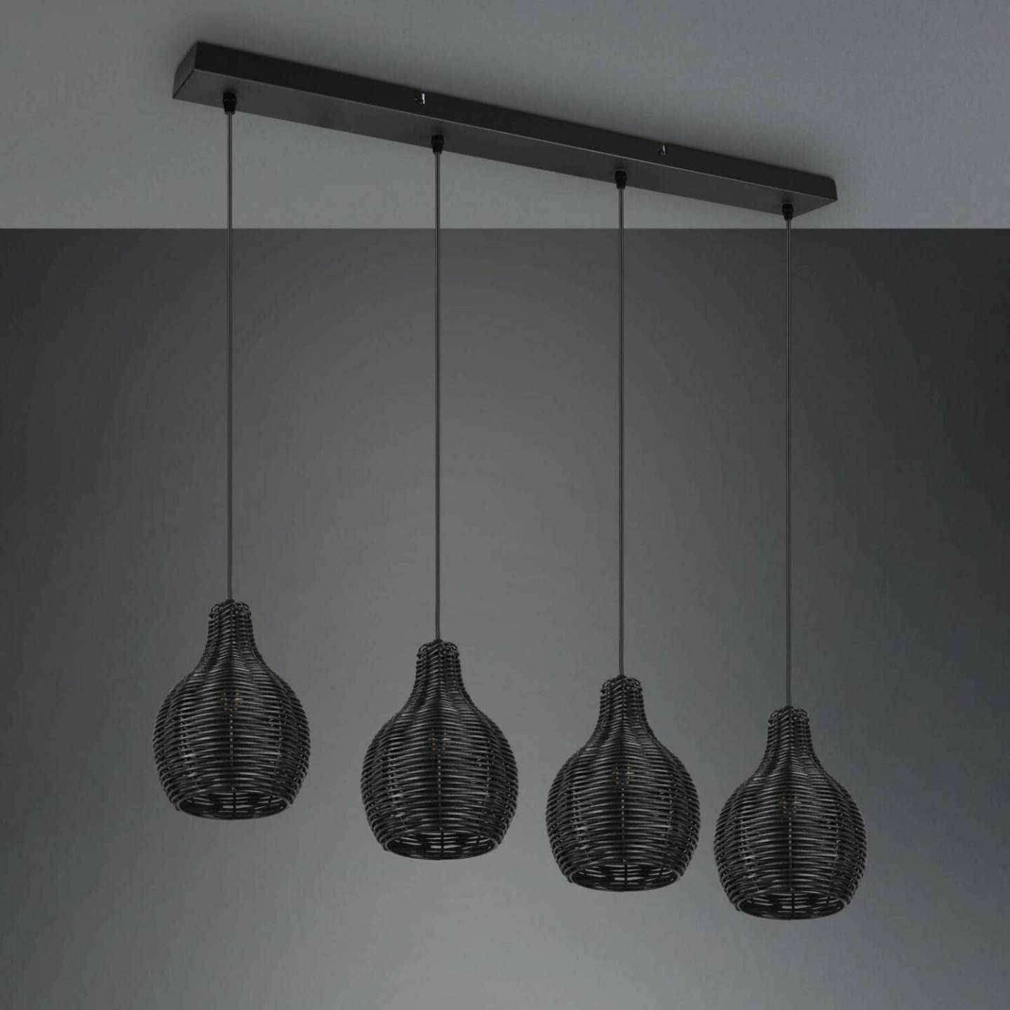 Trio Sprout hanging lamp made of rattan, 4-bulb, black Lámparas