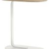 Muuto Relate Side Table solid oak/white 60.5 cm (13899) Muebles de diseño