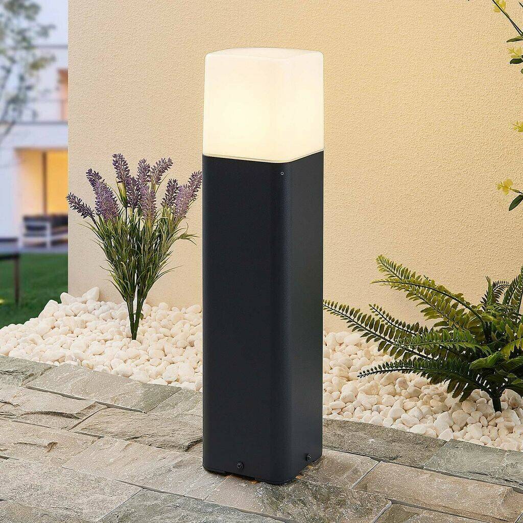 Lucande Obuna pedestal lamp, height 50 cm Lámparas de exterior